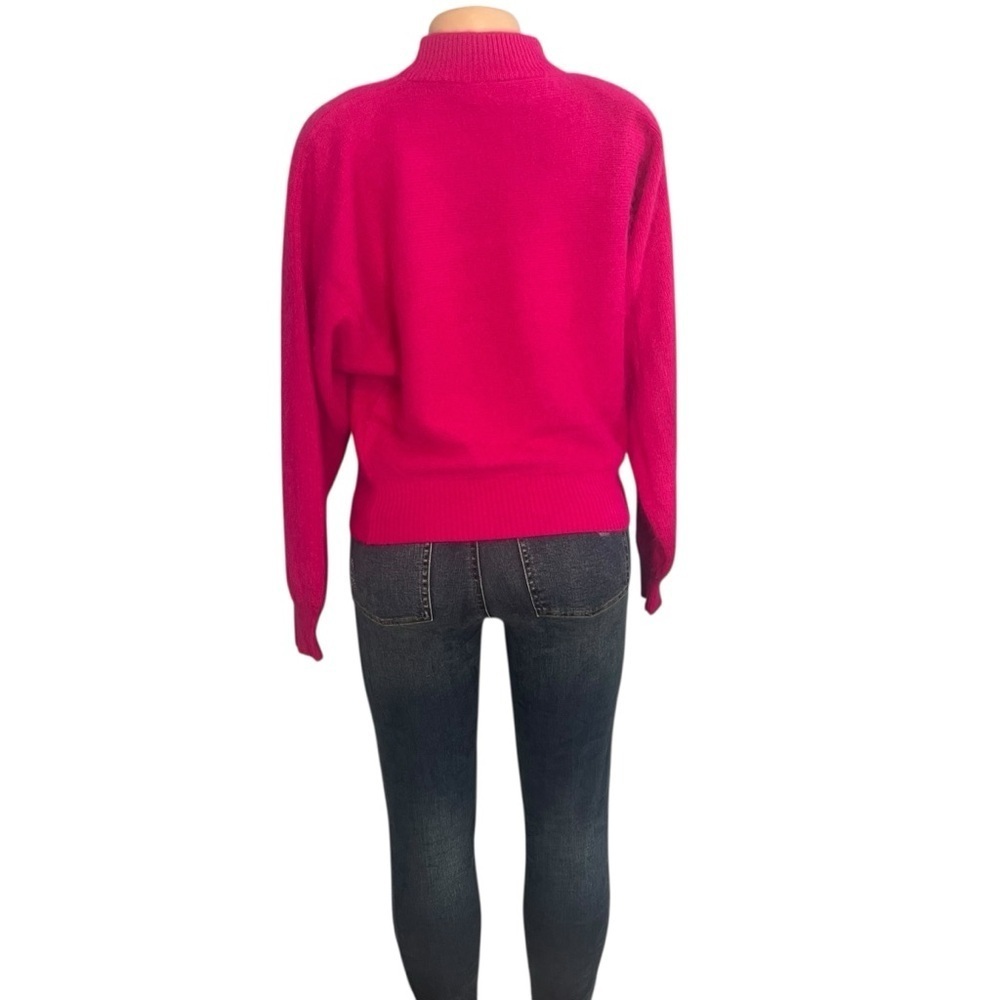 3/$30 ☀️ Rafaella's Pink Wool Blend Rabbit Hair Sweater - Picture 4 of 9